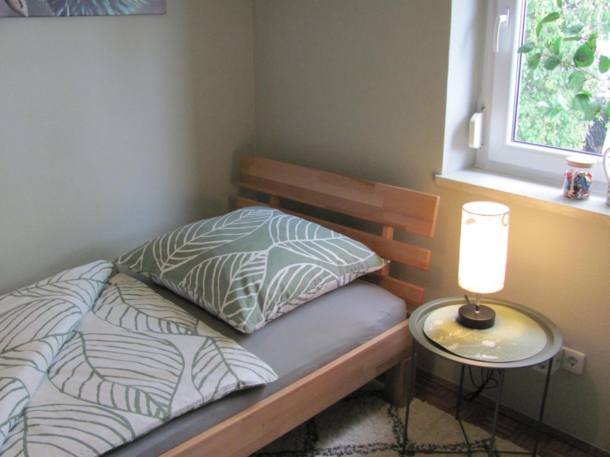 #3 Gemuetliches Ruhiges Zimmer Gartenblick, Gemeinschaftsbad W-Lan Airport Nah Gelegen Mit Late Night Check In Haus Nr 9,5 Trunkelsberg Ngoại thất bức ảnh